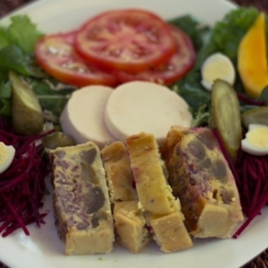 Quiche com Salada